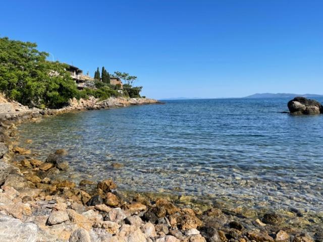 Appartamento "Casa Girasole" Con Accesso Diretto Alla Spiaggia Porto Santo Stefano  Luaran gambar